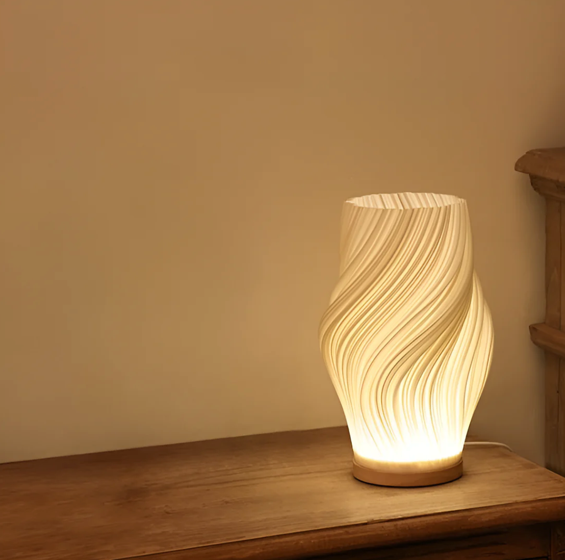 Dimmable Modern Cream-Colored 3D Wave Lamp