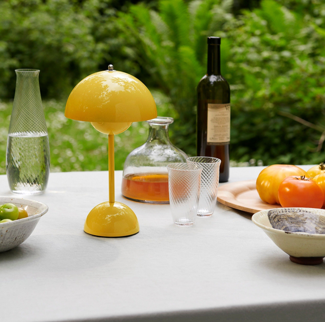 Cordless LED table lamp with unique retro umbrella design